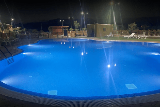 piscina-autocaravanas-area-camper-mazarron-